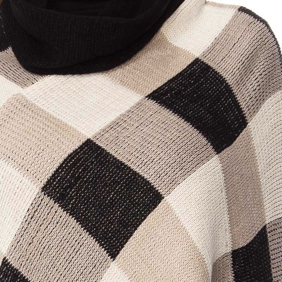 Plaid Poncho Sweater Fringe Hem Black/Cream - Picture 2 of 3